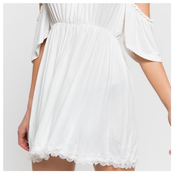 Honeymoon Cold Shoulder Tunic - Picture 4 of 8